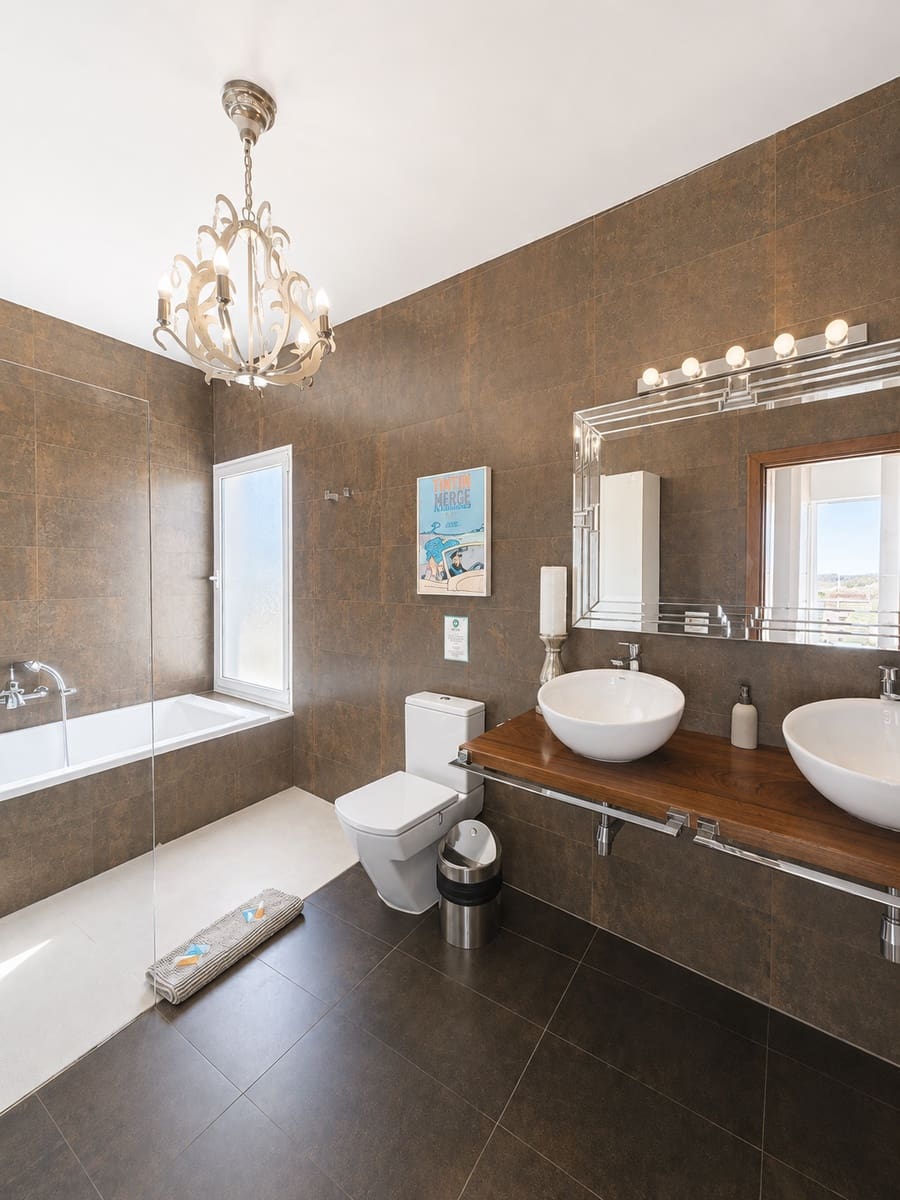 6 soverom Villa til salgs i Tias med svømmebasseng garasje - € 895 000 (Ref: 10038553)