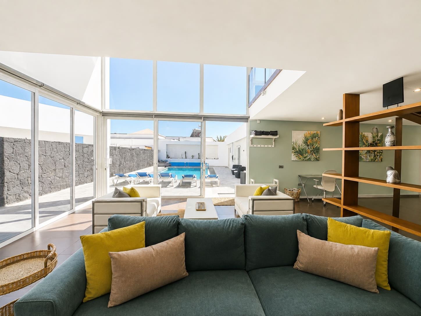 6 soverom Villa til salgs i Tias med svømmebasseng garasje - € 895 000 (Ref: 10038553)