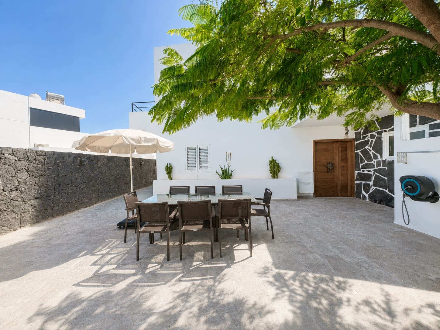 6 soverom Villa til salgs i Tias med svømmebasseng garasje - € 895 000 (Ref: 10038553)