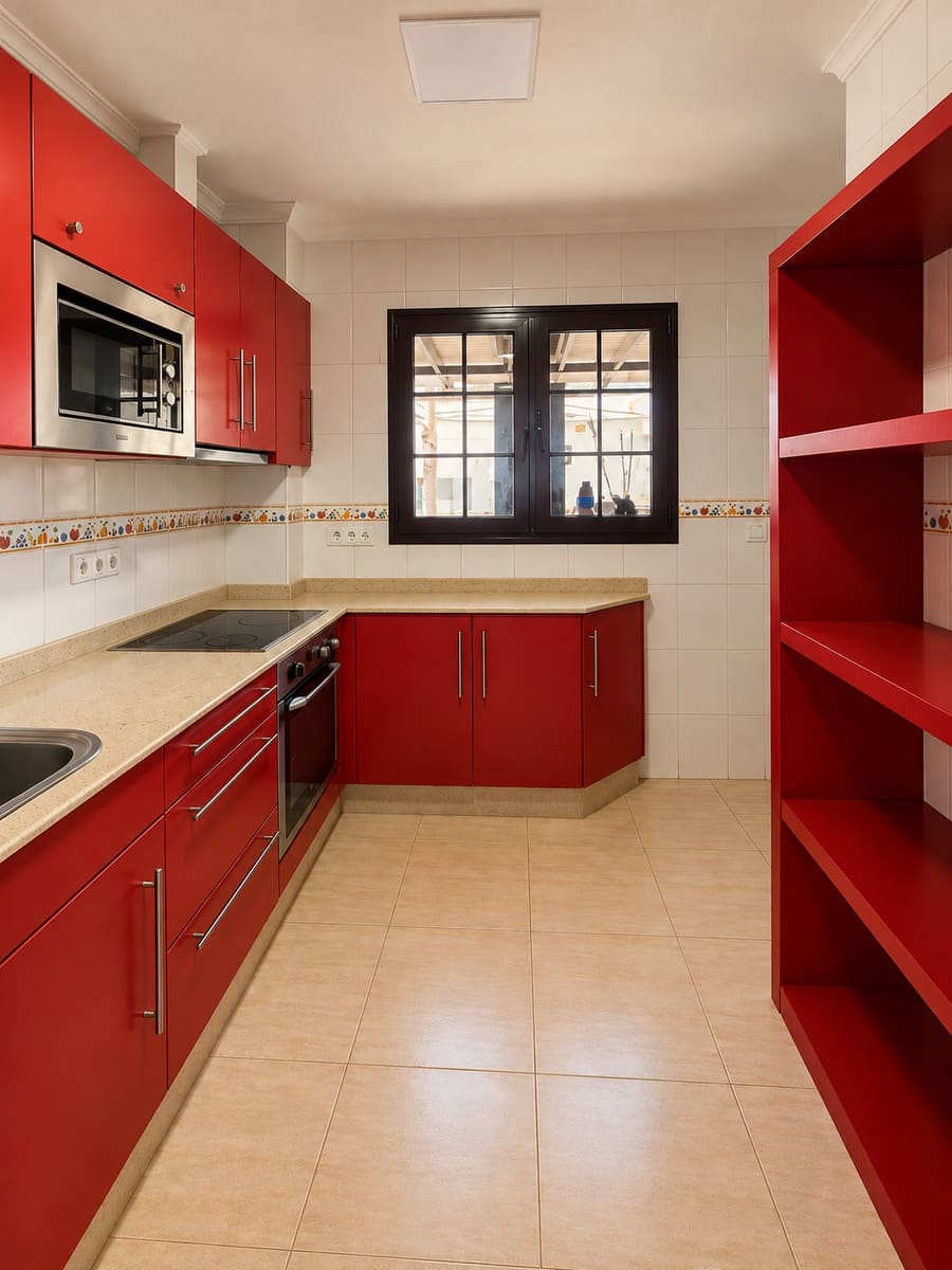 3 quarto Moradia para venda em Costa Teguise com piscina garagem - 379 000 € (Ref: 10104318)