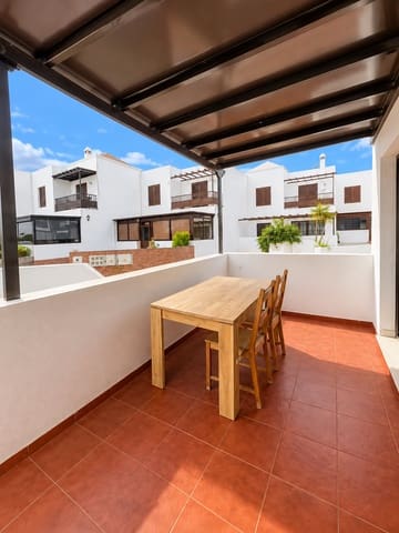 3 quarto Moradia para venda em Costa Teguise, Teguise com piscina garagem - 379 000 € (Ref: 10104318)