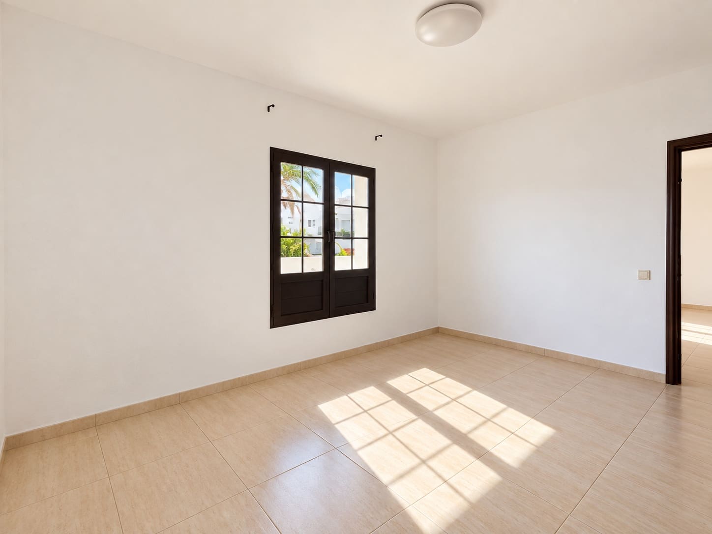 3 quarto Moradia para venda em Costa Teguise com piscina garagem - 379 000 € (Ref: 10104318)