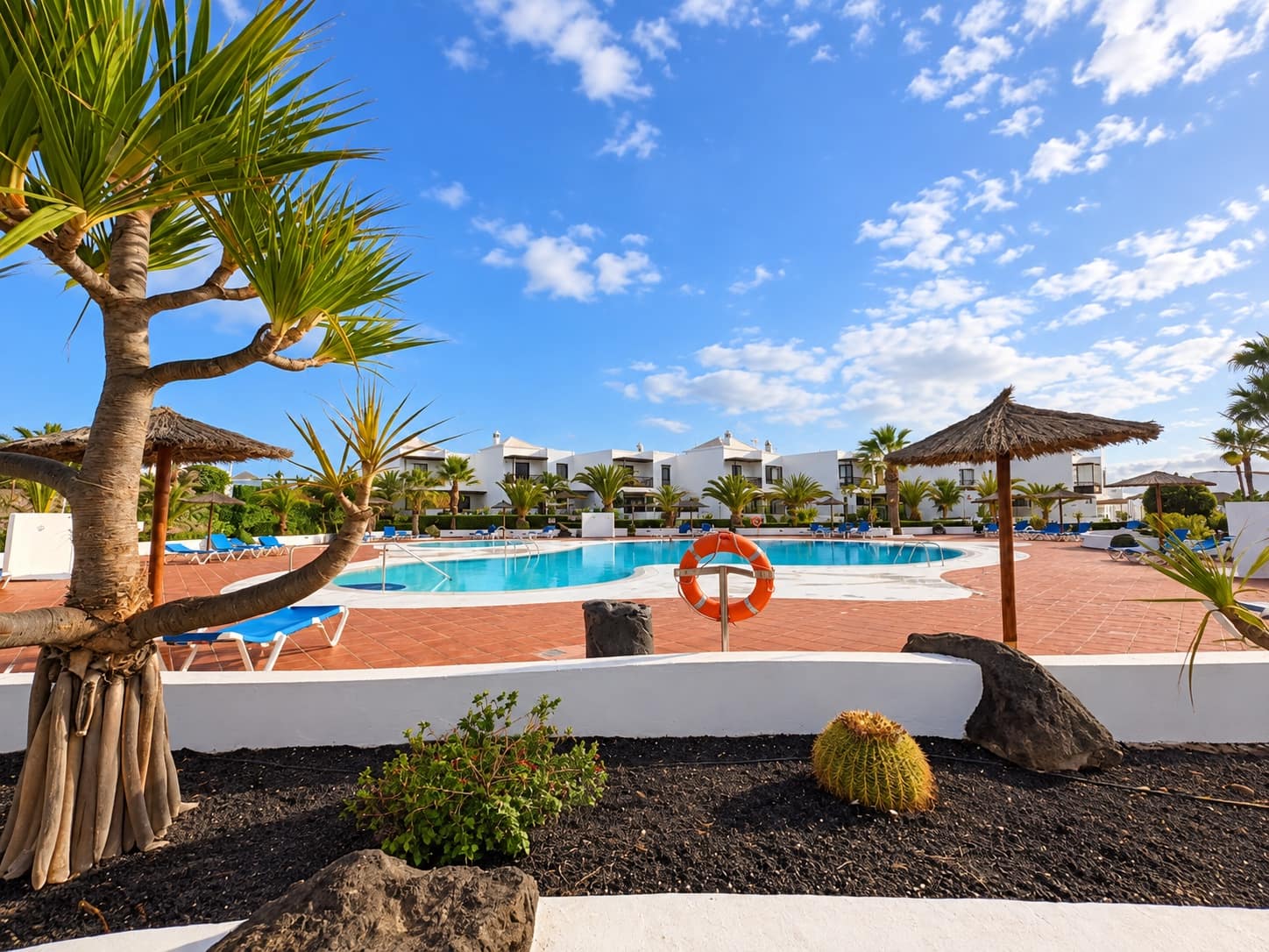 3 quarto Moradia para venda em Costa Teguise com piscina garagem - 379 000 € (Ref: 10104318)