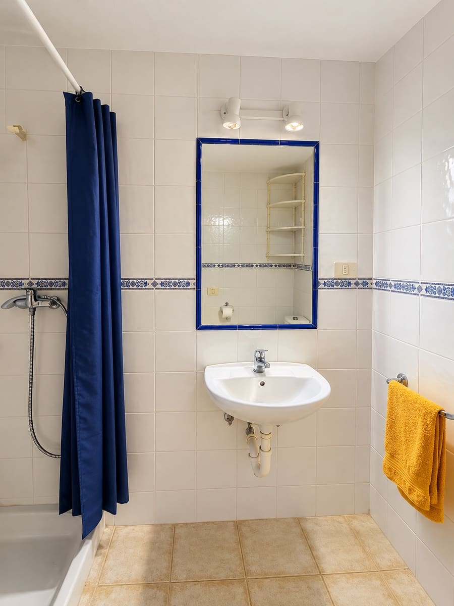 4 bedroom Flat for sale in Arrecife with garage - € 315,000 (Ref: 10150464)