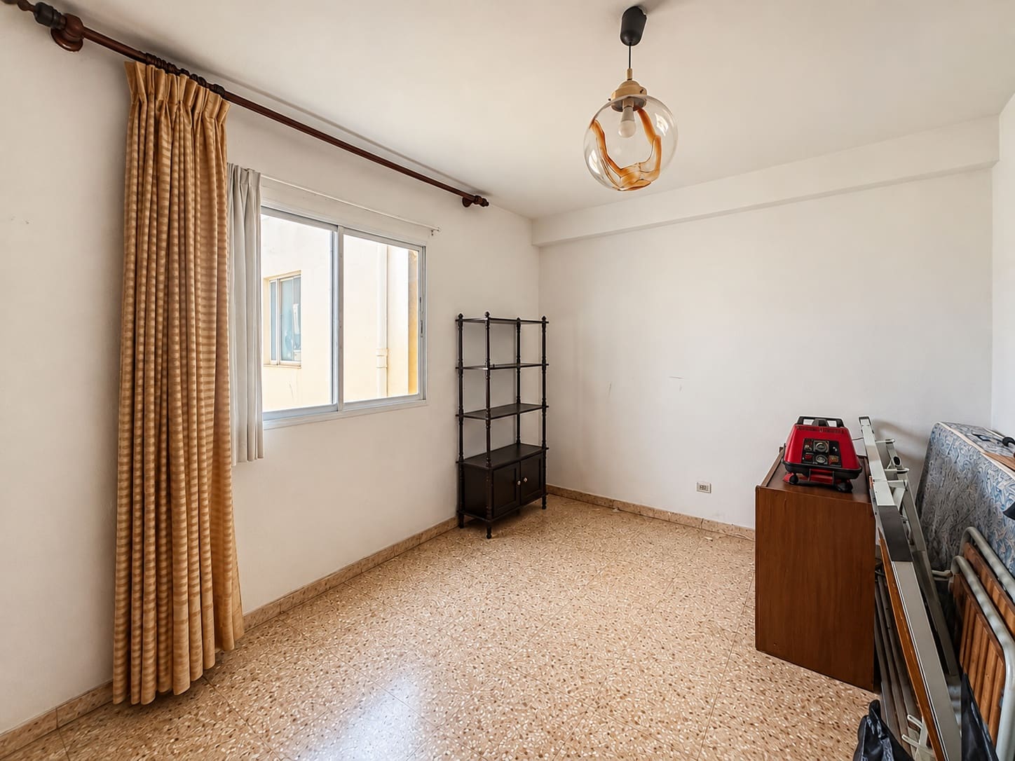 4 bedroom Flat for sale in Arrecife with garage - € 315,000 (Ref: 10150464)