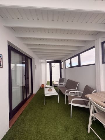 4 soveværelse Villa til salg i Guime, San Bartolomé med swimmingpool garage - € 465.000 (Ref: 9640493)