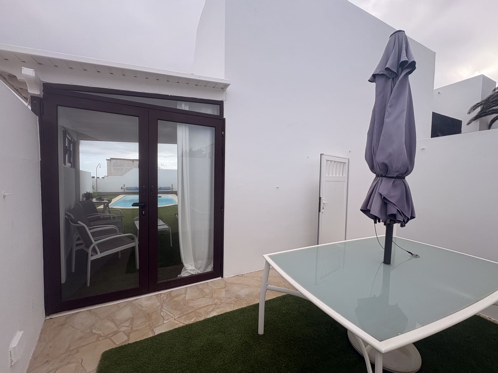 4 soveværelse Villa til salg i Guime med swimmingpool garage - € 465.000 (Ref: 9640493)