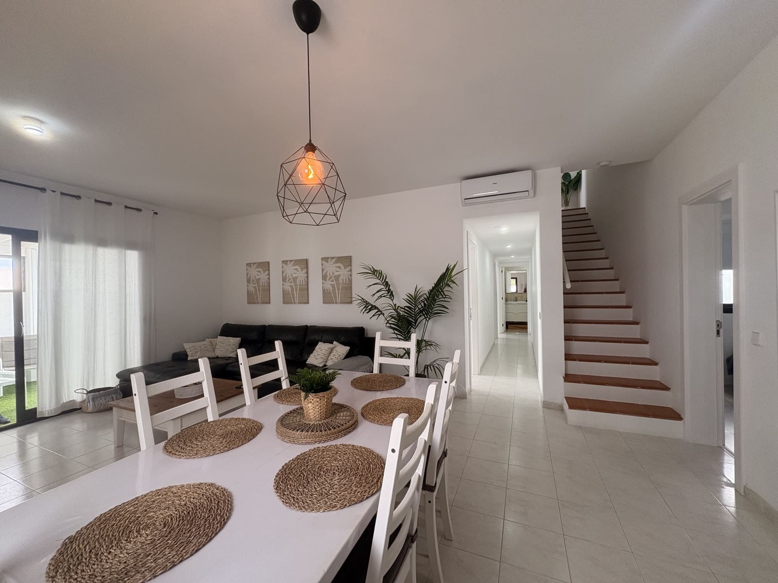 4 soveværelse Villa til salg i Guime med swimmingpool garage - € 465.000 (Ref: 9640493)