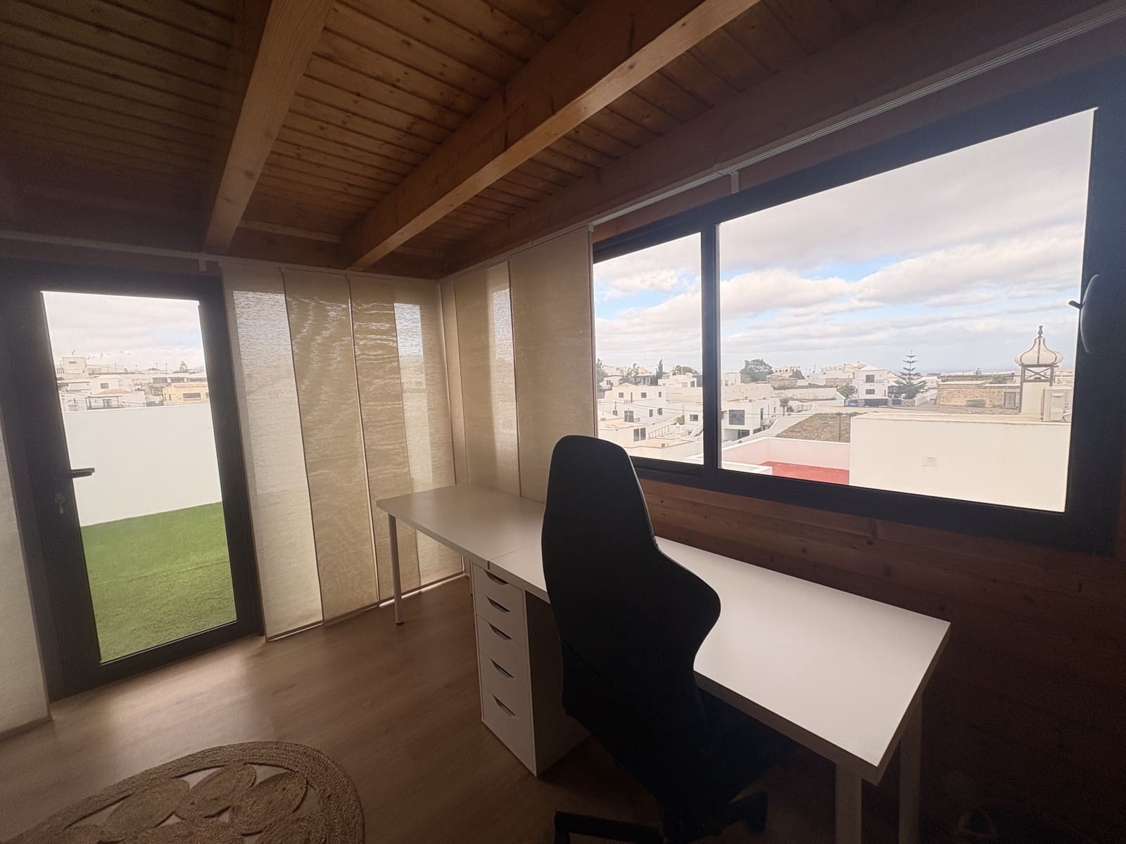 4 soveværelse Villa til salg i Guime med swimmingpool garage - € 465.000 (Ref: 9640493)