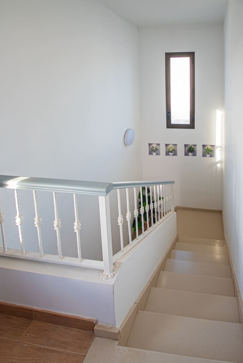 4 bedroom Villa for sale in Yaiza with pool garage - € 669,000 (Ref: 9640617)