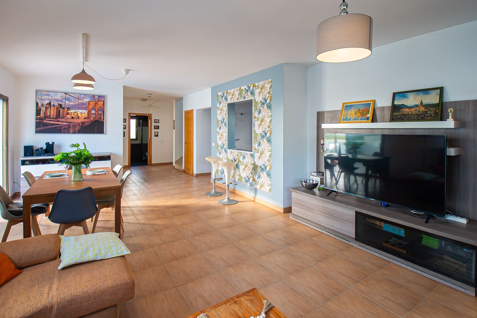 4 bedroom Villa for sale in Yaiza with pool garage - € 669,000 (Ref: 9640617)