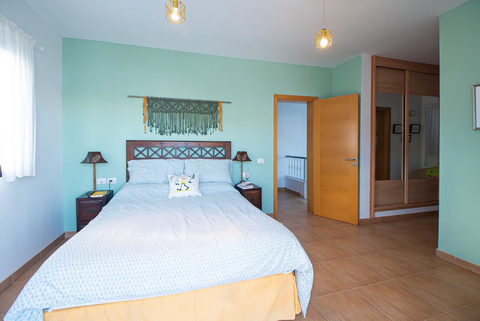 4 bedroom Villa for sale in Yaiza with pool garage - € 669,000 (Ref: 9640617)