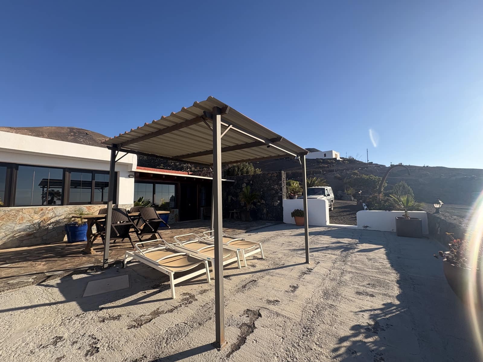 2 soverom Villa til salgs i Macher med garasje - € 430 000 (Ref: 9640665)