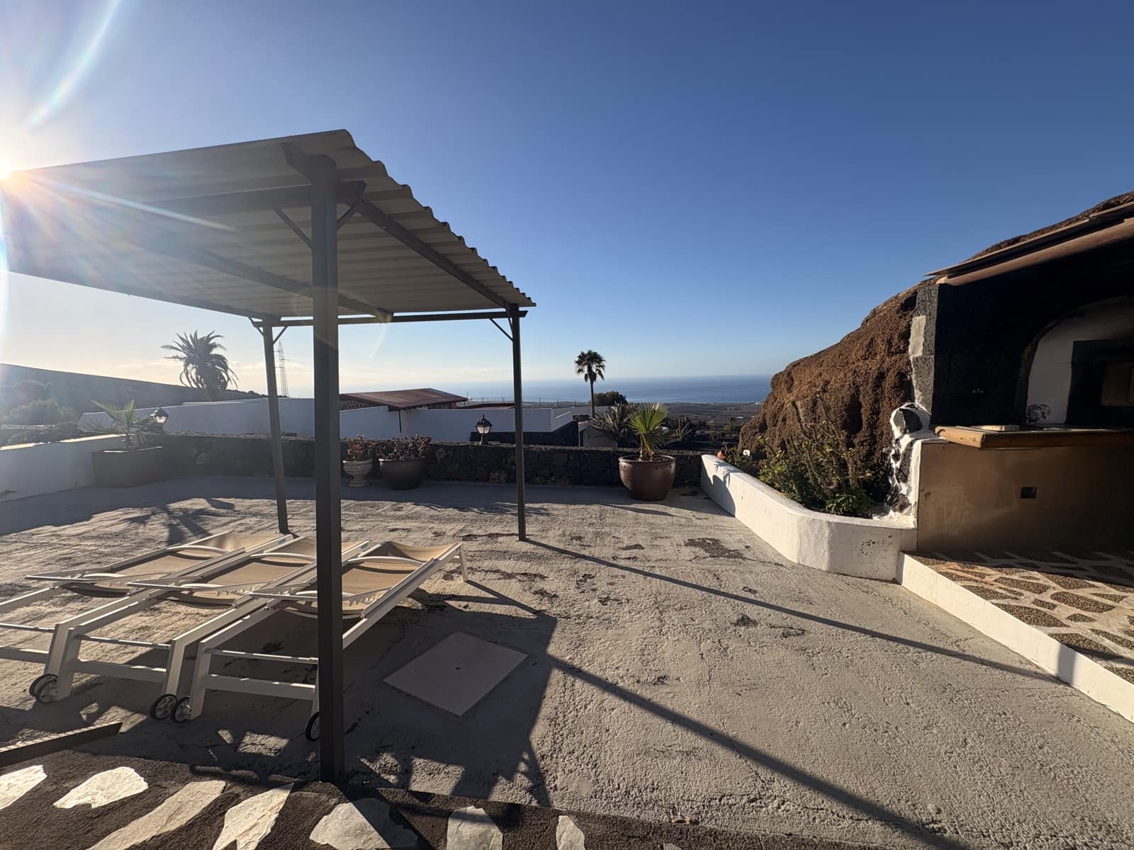 2 soverom Villa til salgs i Macher med garasje - € 430 000 (Ref: 9640665)