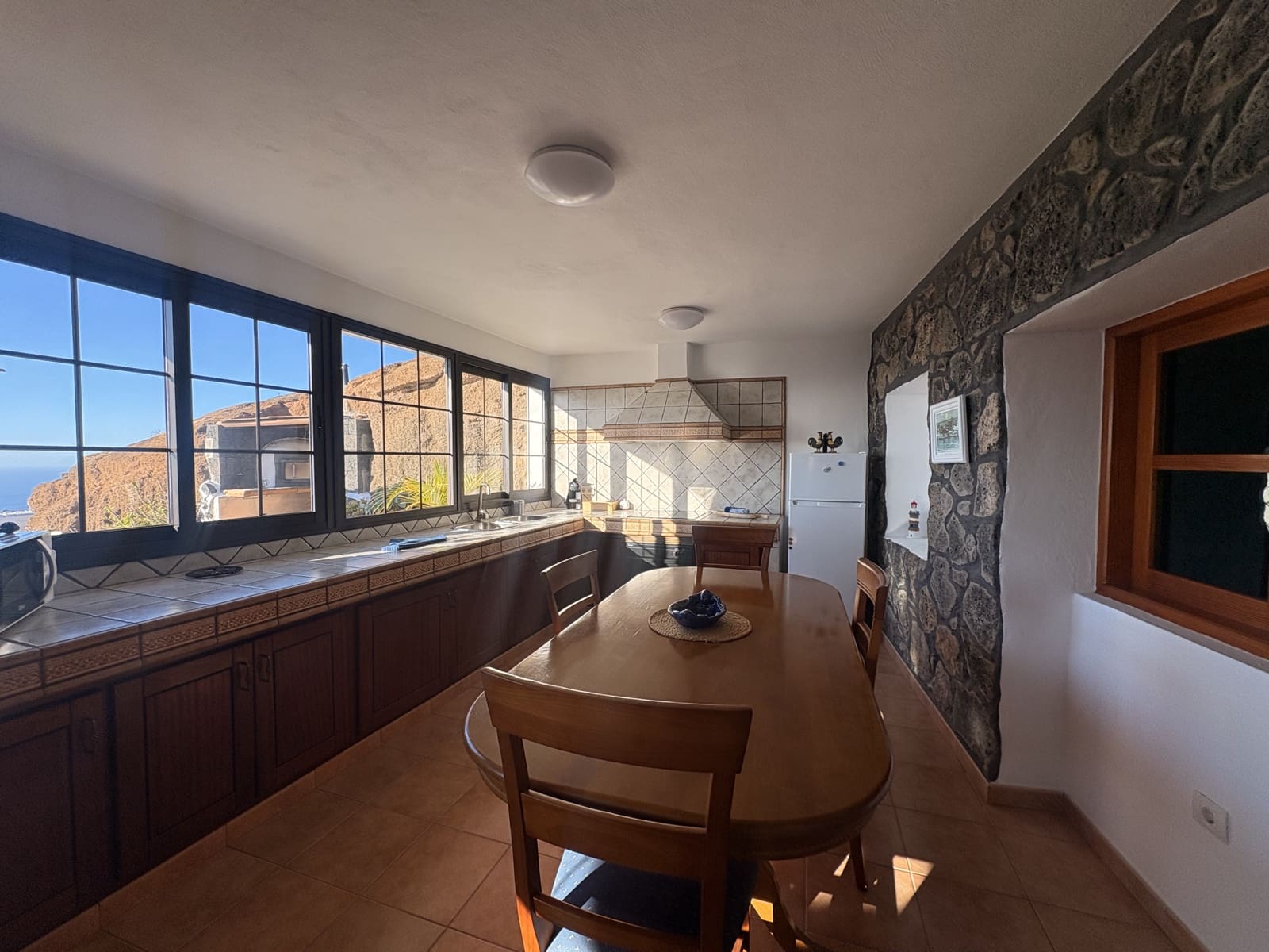 2 soverom Villa til salgs i Macher med garasje - € 430 000 (Ref: 9640665)