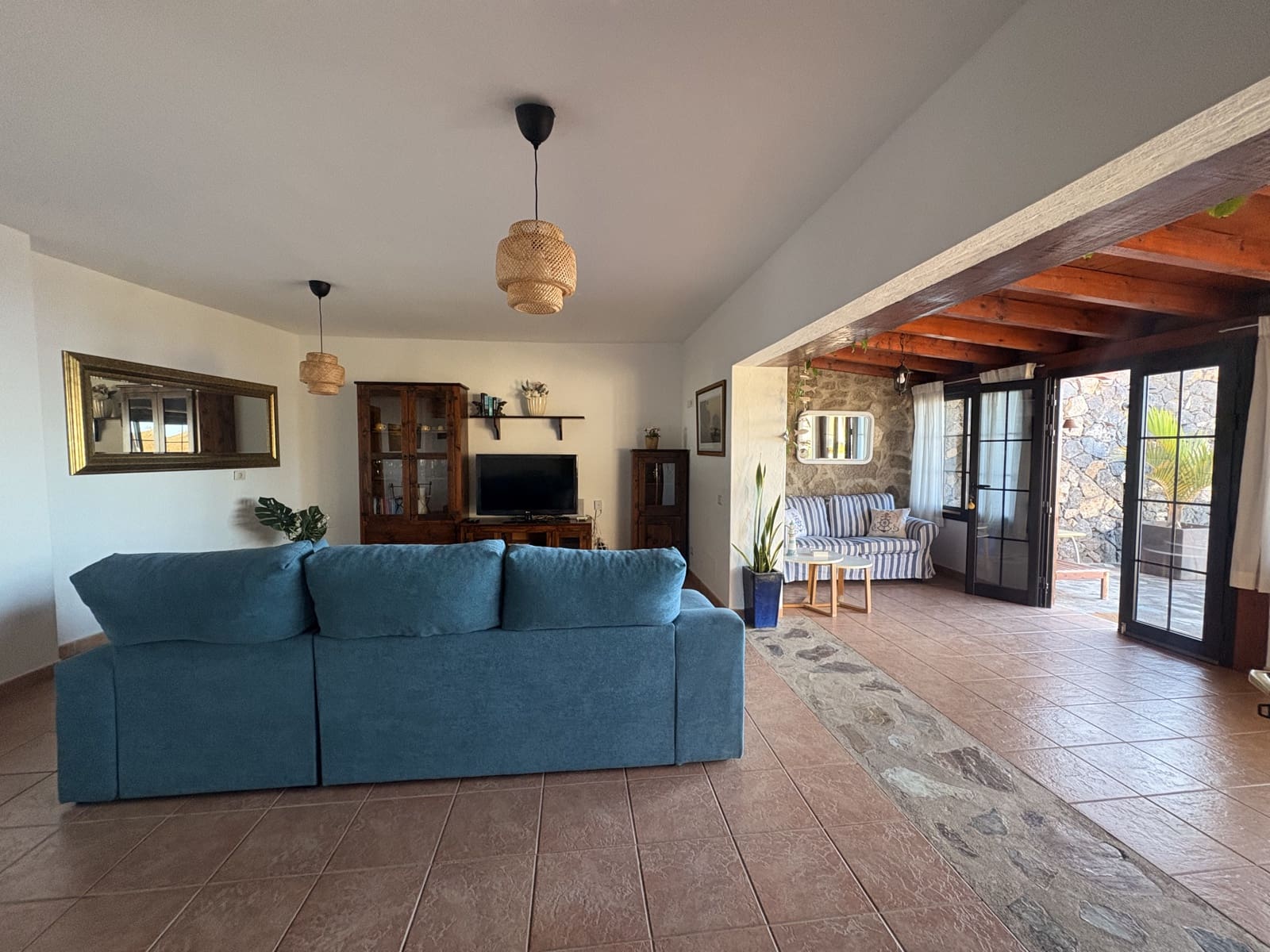 2 soverom Villa til salgs i Macher med garasje - € 430 000 (Ref: 9640665)