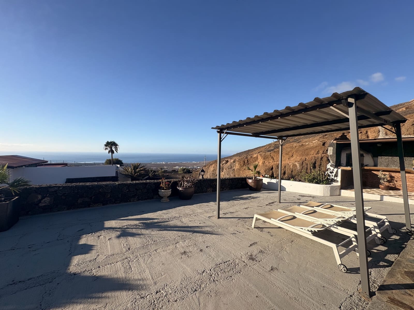 2 soverom Villa til salgs i Macher med garasje - € 430 000 (Ref: 9640665)