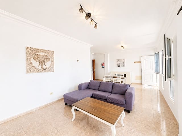 2 Zimmer Wohnung zu verkaufen in Tías mit Garage - 259.000 € (Ref: 9642187)