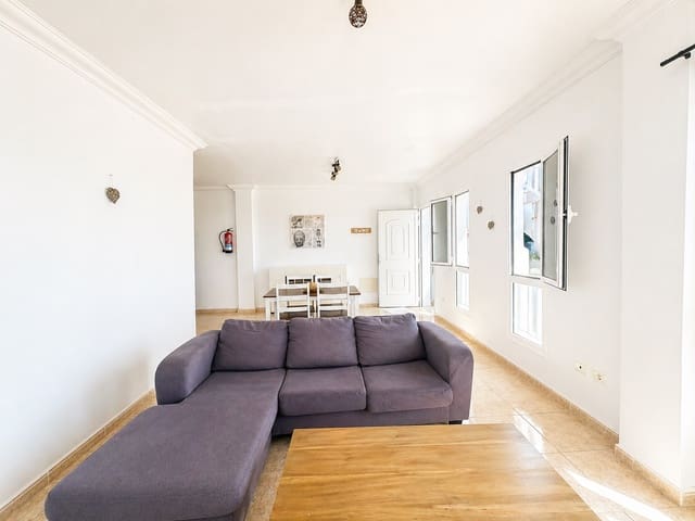 2 Zimmer Wohnung zu verkaufen in Tías mit Garage - 259.000 € (Ref: 9642187)