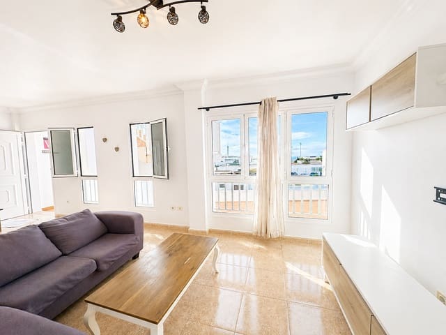 2 Zimmer Wohnung zu verkaufen in Tías mit Garage - 259.000 € (Ref: 9642187)