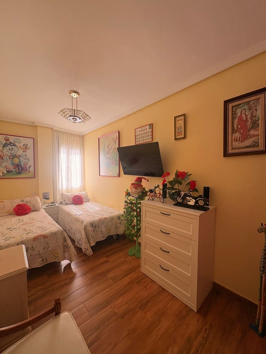 2 chambre Appartement à vendre à Arrecife avec garage - 229 500 € (Ref: 9643374)