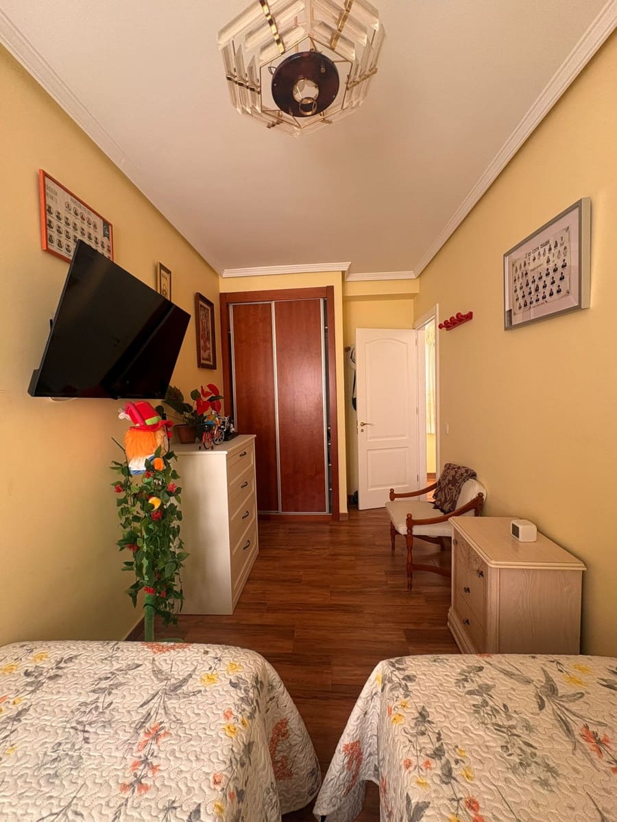 2 chambre Appartement à vendre à Arrecife avec garage - 229 500 € (Ref: 9643374)