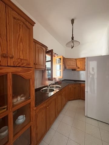 7 chambre Maison de Ville à vendre à San Bartolome avec garage - 367 000 € (Ref: 9643397)