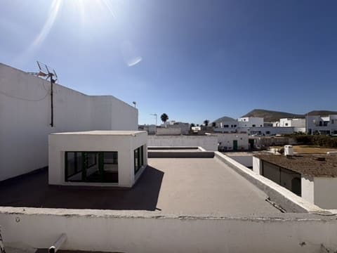 7 chambre Maison de Ville à vendre à San Bartolome avec garage - 367 000 € (Ref: 9643397)