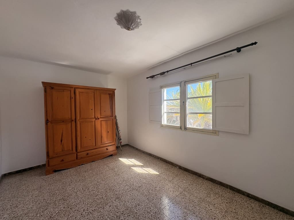 7 chambre Maison de Ville à vendre à San Bartolome avec garage - 367 000 € (Ref: 9643397)