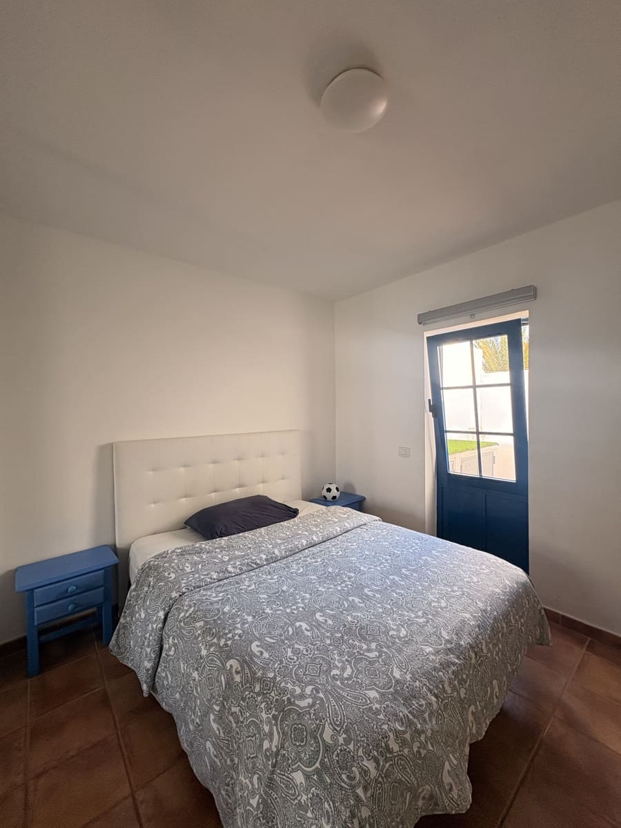 3 chambre Villa/Maison Mitoyenne à vendre à Puerto Calero avec piscine - 465 000 € (Ref: 9643398)