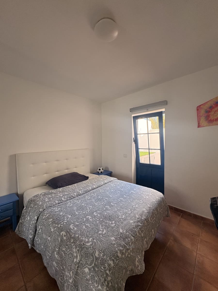 3 chambre Villa/Maison Mitoyenne à vendre à Puerto Calero avec piscine - 465 000 € (Ref: 9643398)