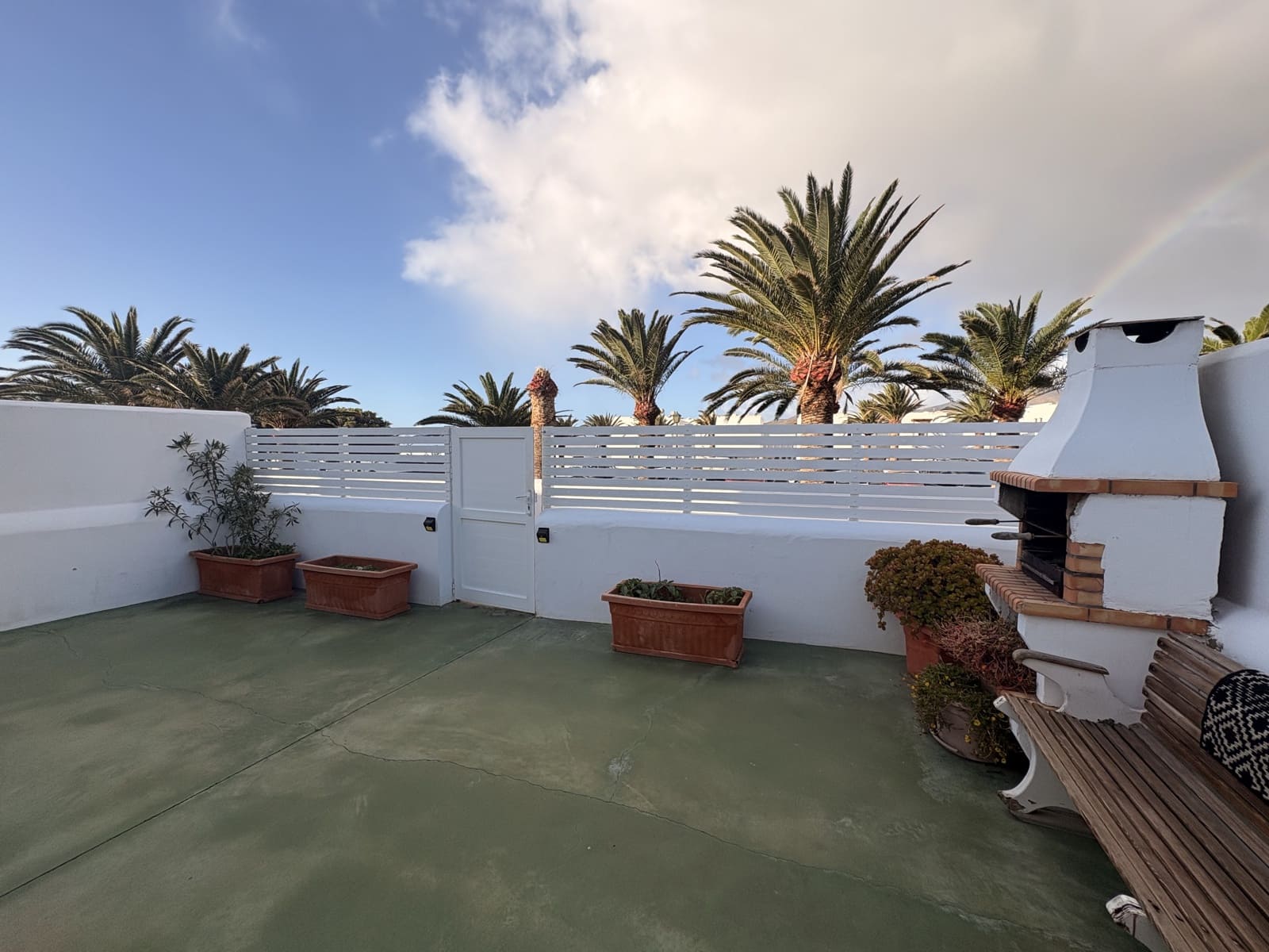 3 chambre Villa/Maison Mitoyenne à vendre à Puerto Calero avec piscine - 465 000 € (Ref: 9643398)
