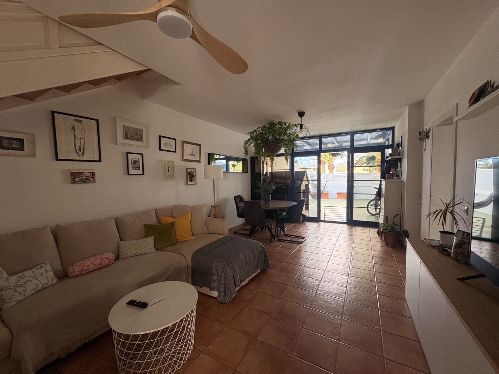 3 chambre Villa/Maison Mitoyenne à vendre à Puerto Calero avec piscine - 465 000 € (Ref: 9643398)