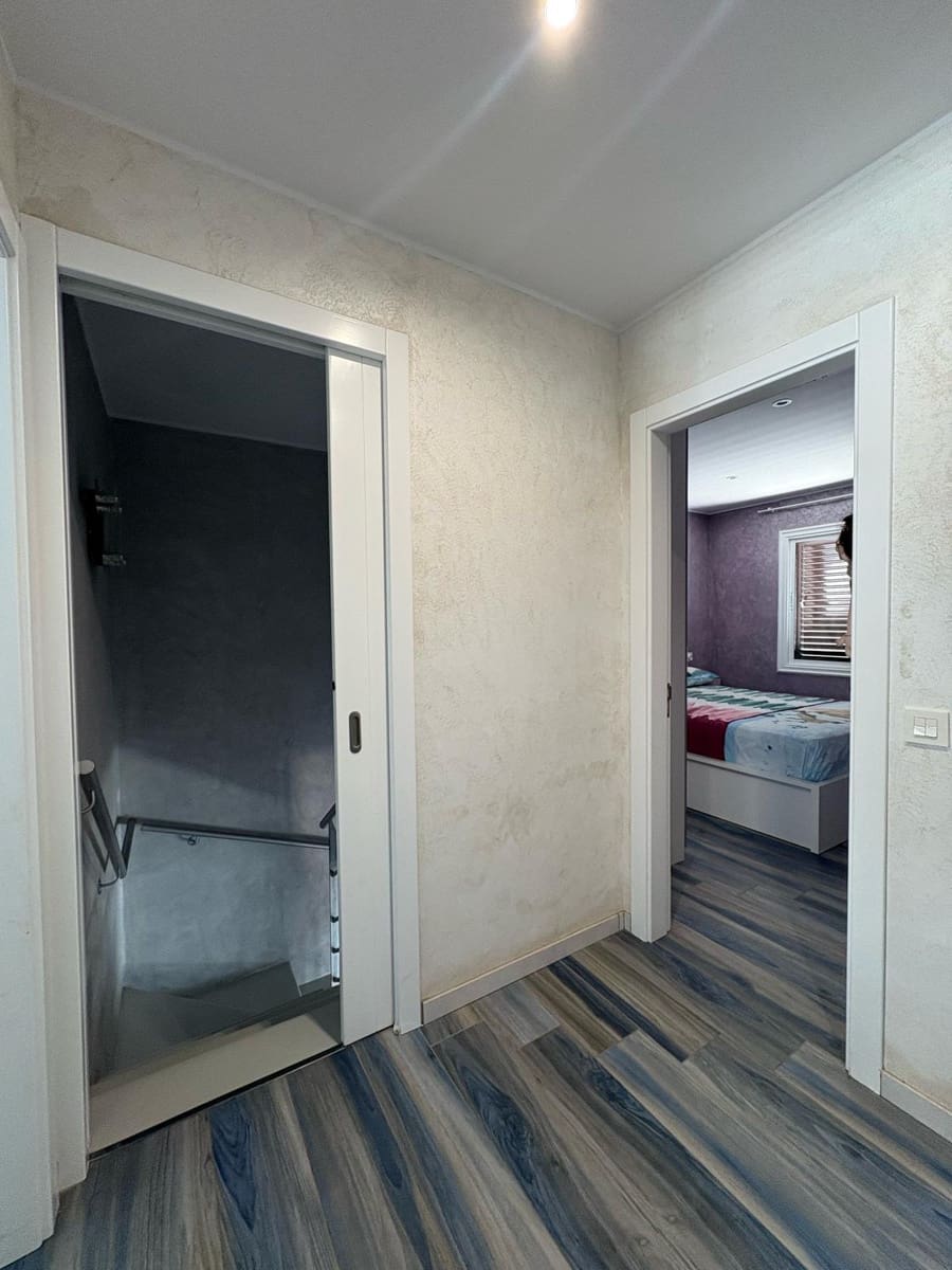 4 soveværelse Rækkehus til salg i Playa Honda med swimmingpool garage - € 499.000 (Ref: 9643516)