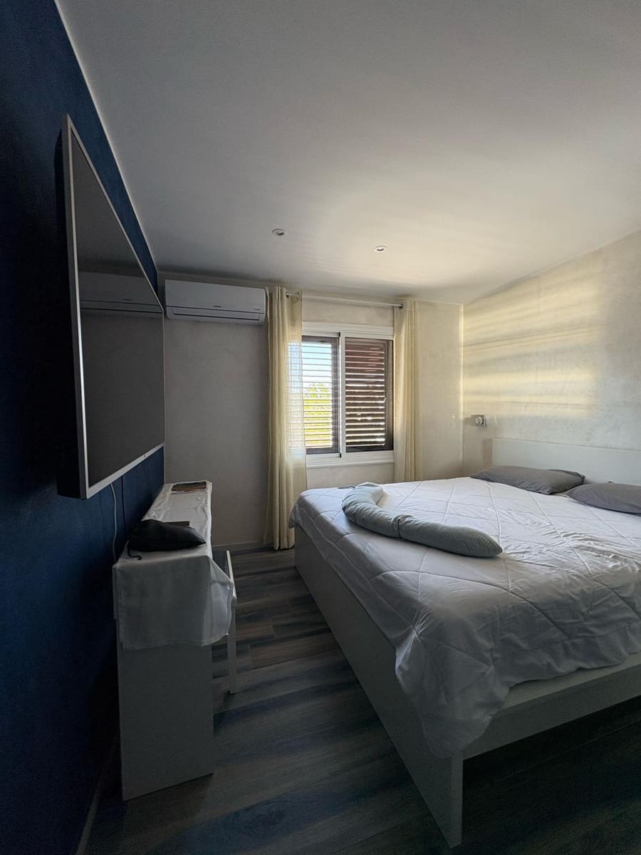 4 soveværelse Rækkehus til salg i Playa Honda med swimmingpool garage - € 499.000 (Ref: 9643516)