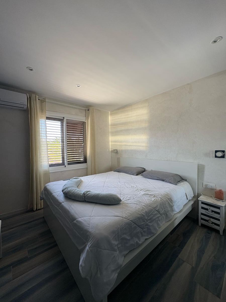 4 soveværelse Rækkehus til salg i Playa Honda med swimmingpool garage - € 499.000 (Ref: 9643516)