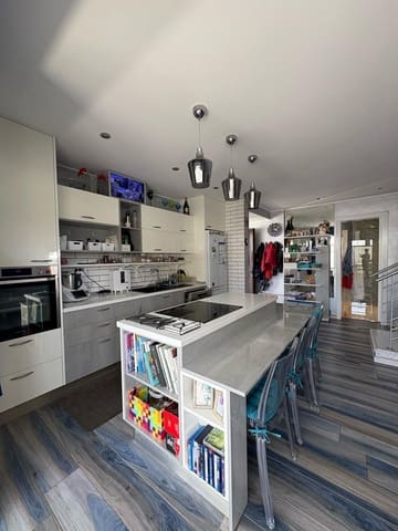 Adosado de 4 habitaciones en Playa Honda, San Bartolomé en venta con piscina garaje - 499.000 € (Ref: 9643516)