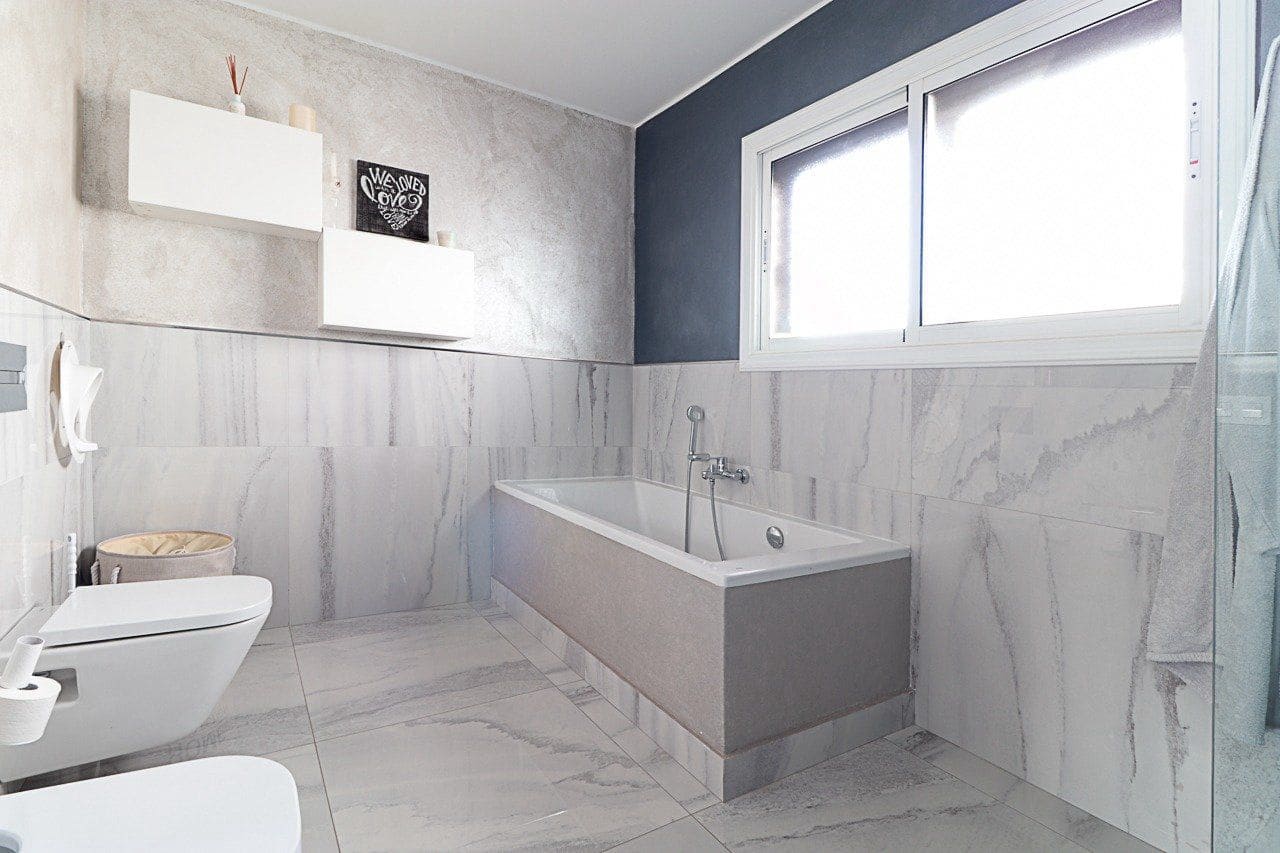 4 soveværelse Rækkehus til salg i Playa Honda med swimmingpool garage - € 499.000 (Ref: 9643516)