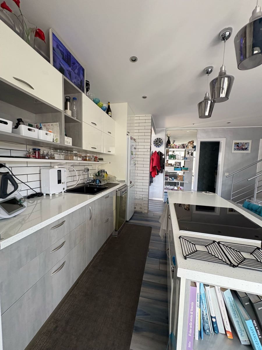 4 soveværelse Rækkehus til salg i Playa Honda med swimmingpool garage - € 499.000 (Ref: 9643516)