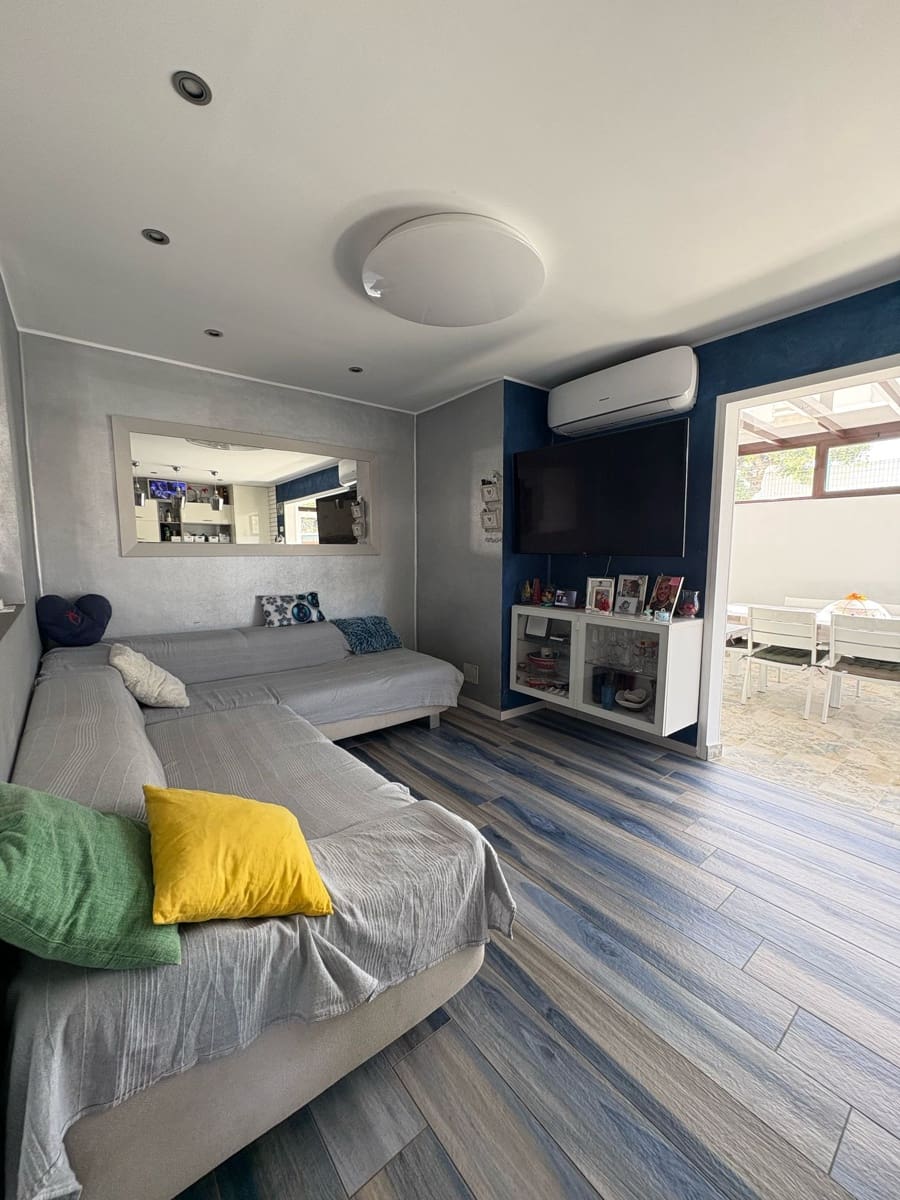 4 soveværelse Rækkehus til salg i Playa Honda med swimmingpool garage - € 499.000 (Ref: 9643516)