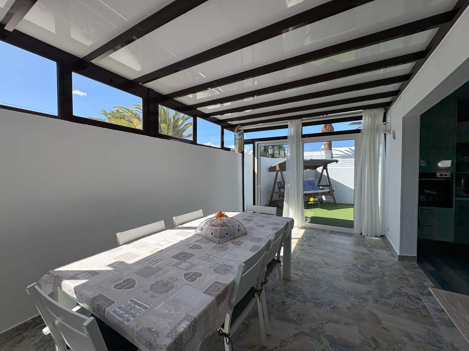 4 soveværelse Rækkehus til salg i Playa Honda med swimmingpool garage - € 499.000 (Ref: 9643516)