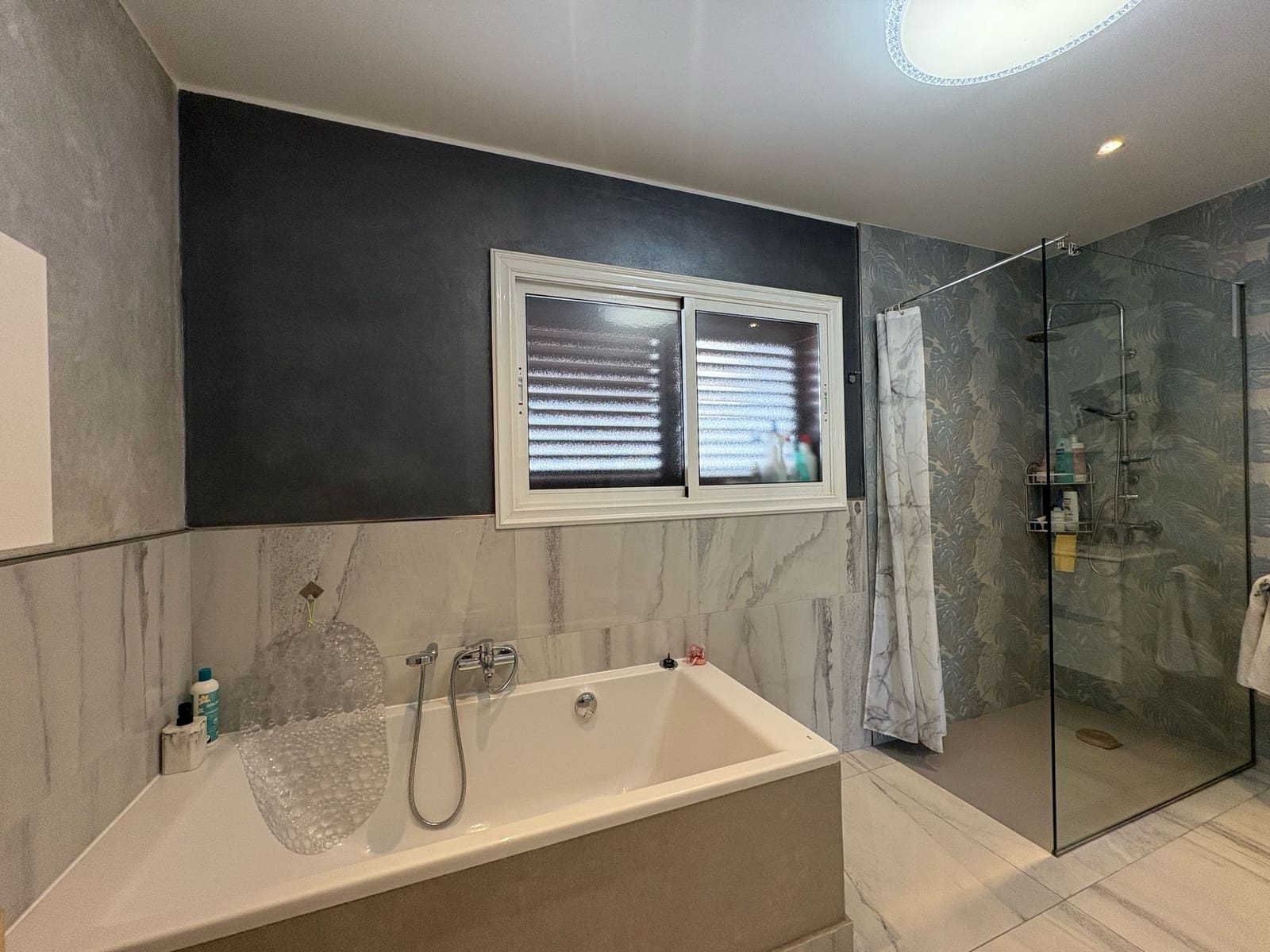 4 soveværelse Rækkehus til salg i Playa Honda med swimmingpool garage - € 499.000 (Ref: 9643516)