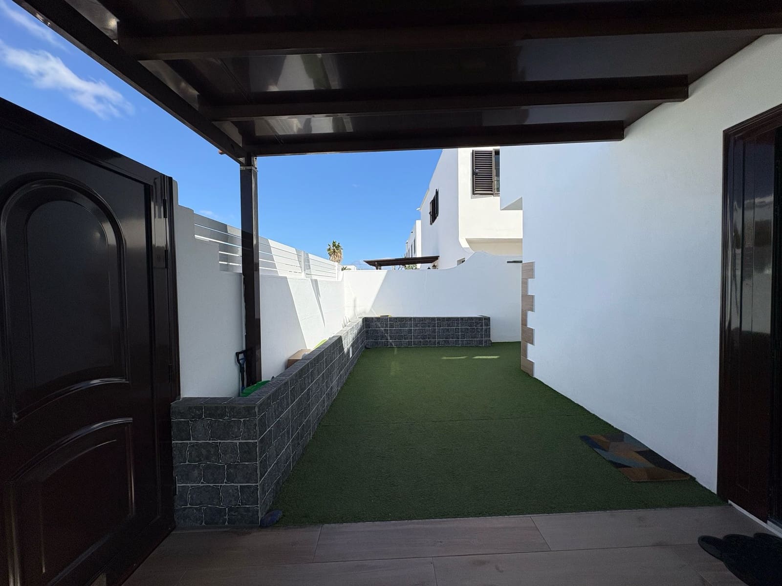 4 soveværelse Rækkehus til salg i Playa Honda med swimmingpool garage - € 499.000 (Ref: 9643516)