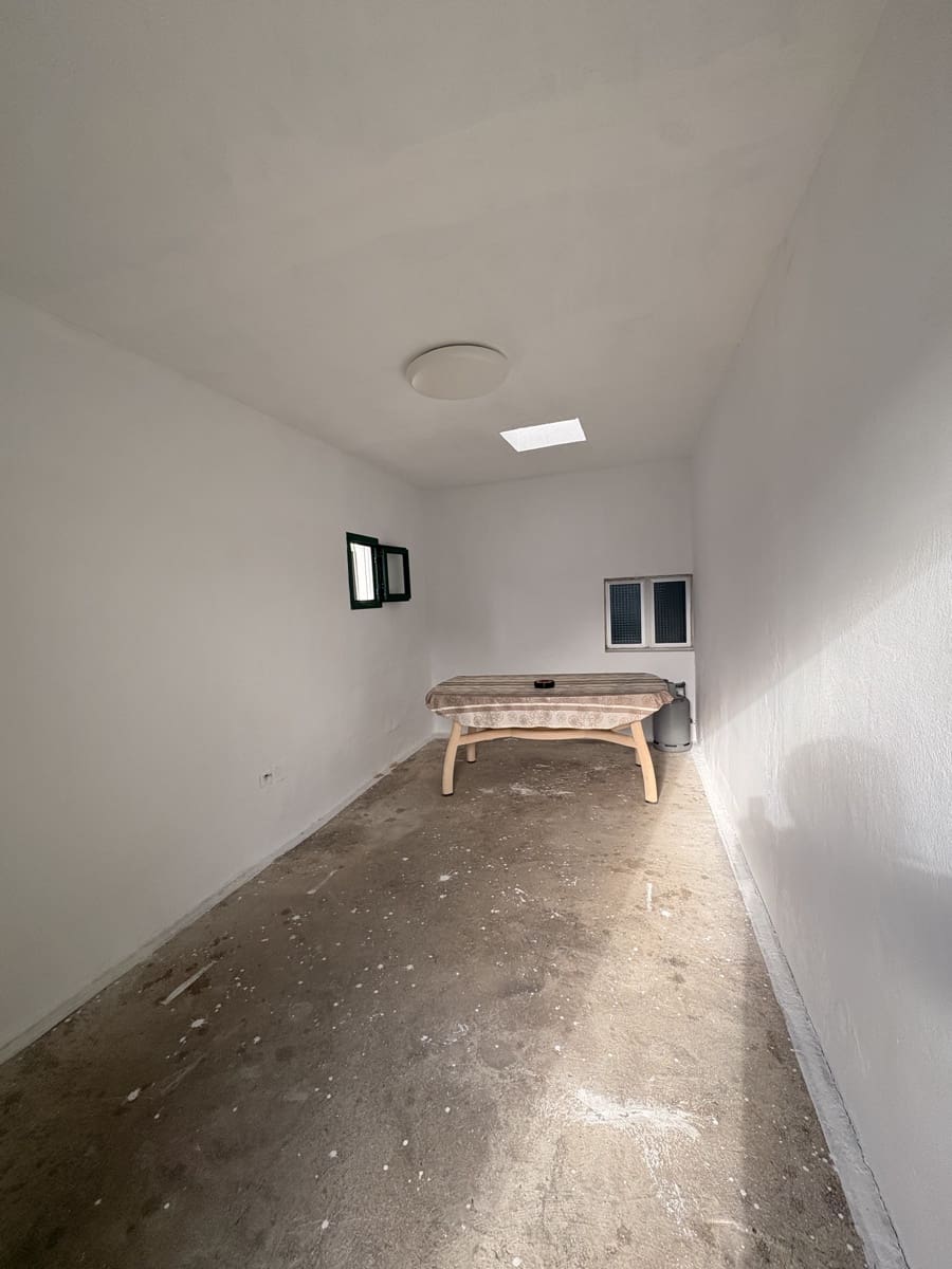 5 makuuhuone Omakotitalo myytävänä paikassa Tinajo mukana 
autotalli - 450 000 € (Ref: 9645425)