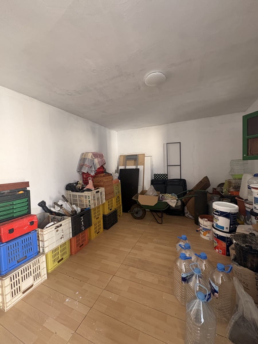 5 makuuhuone Omakotitalo myytävänä paikassa Tinajo mukana 
autotalli - 450 000 € (Ref: 9645425)