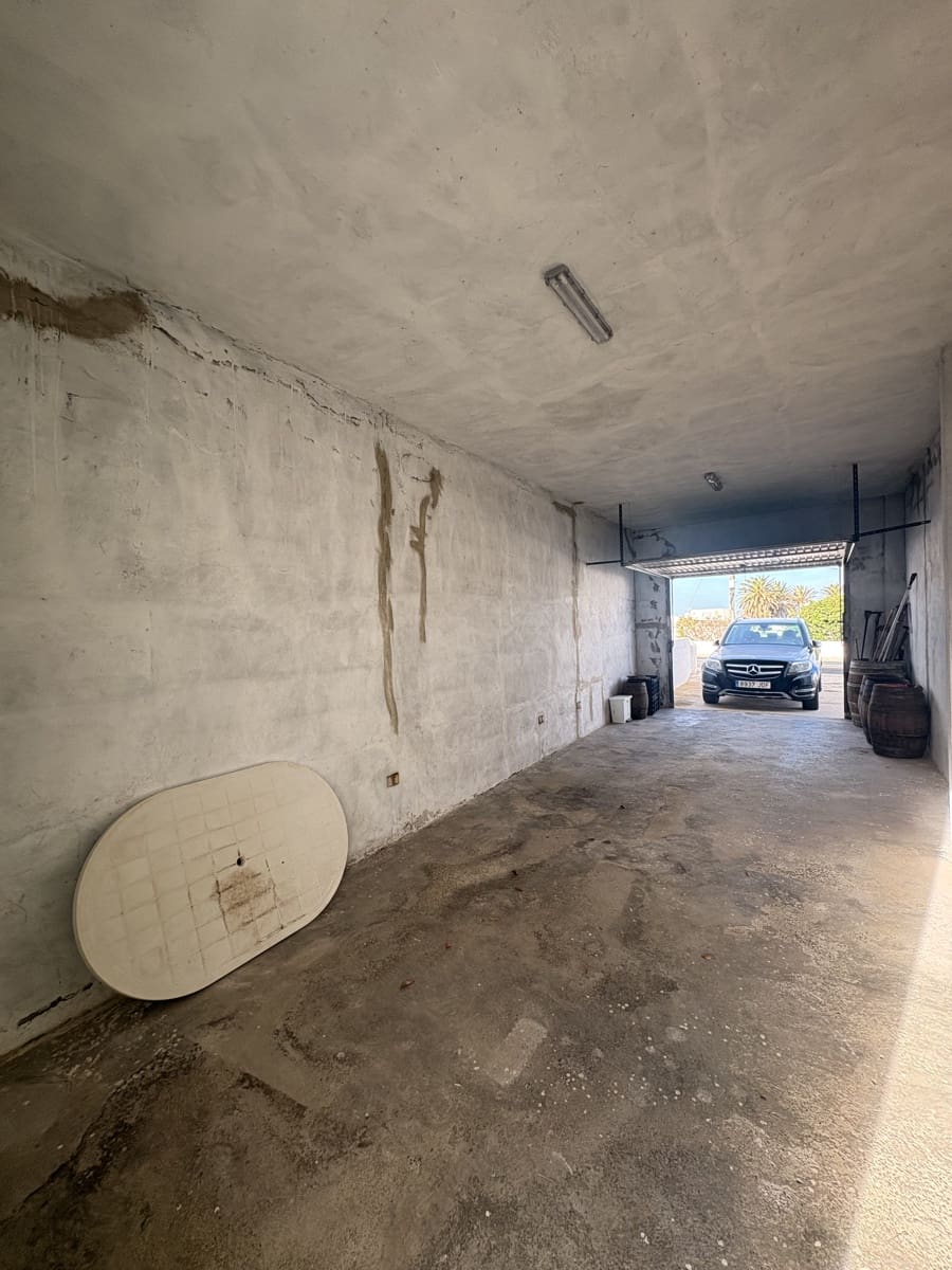 5 makuuhuone Omakotitalo myytävänä paikassa Tinajo mukana 
autotalli - 450 000 € (Ref: 9645425)