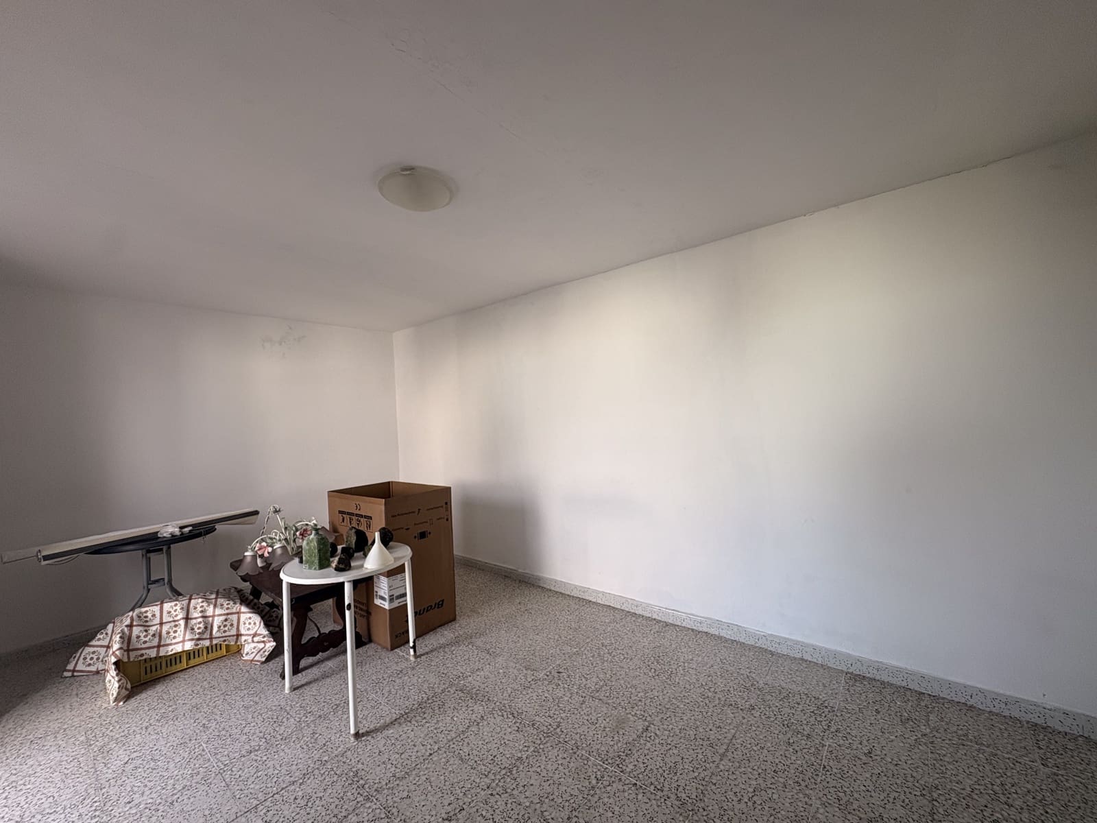 5 makuuhuone Omakotitalo myytävänä paikassa Tinajo mukana 
autotalli - 450 000 € (Ref: 9645425)