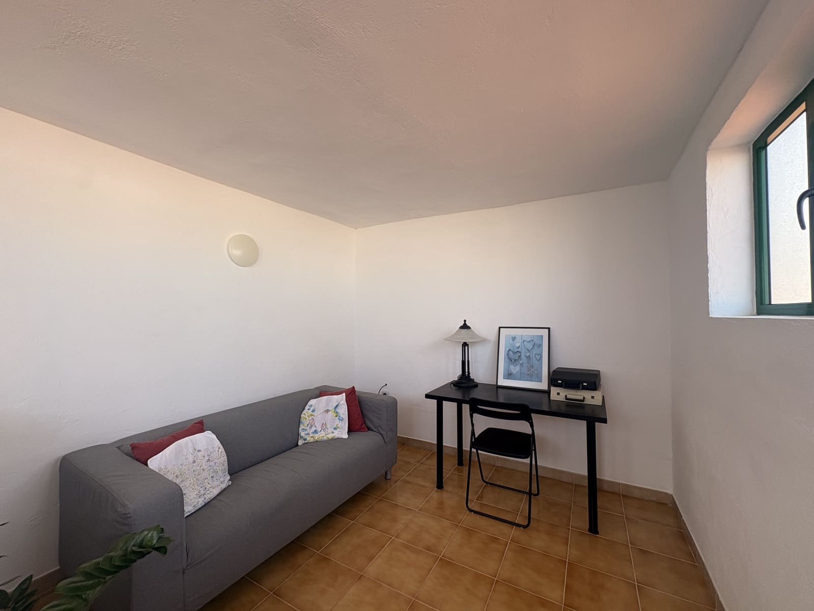 5 makuuhuone Omakotitalo myytävänä paikassa Tinajo mukana 
autotalli - 450 000 € (Ref: 9645425)