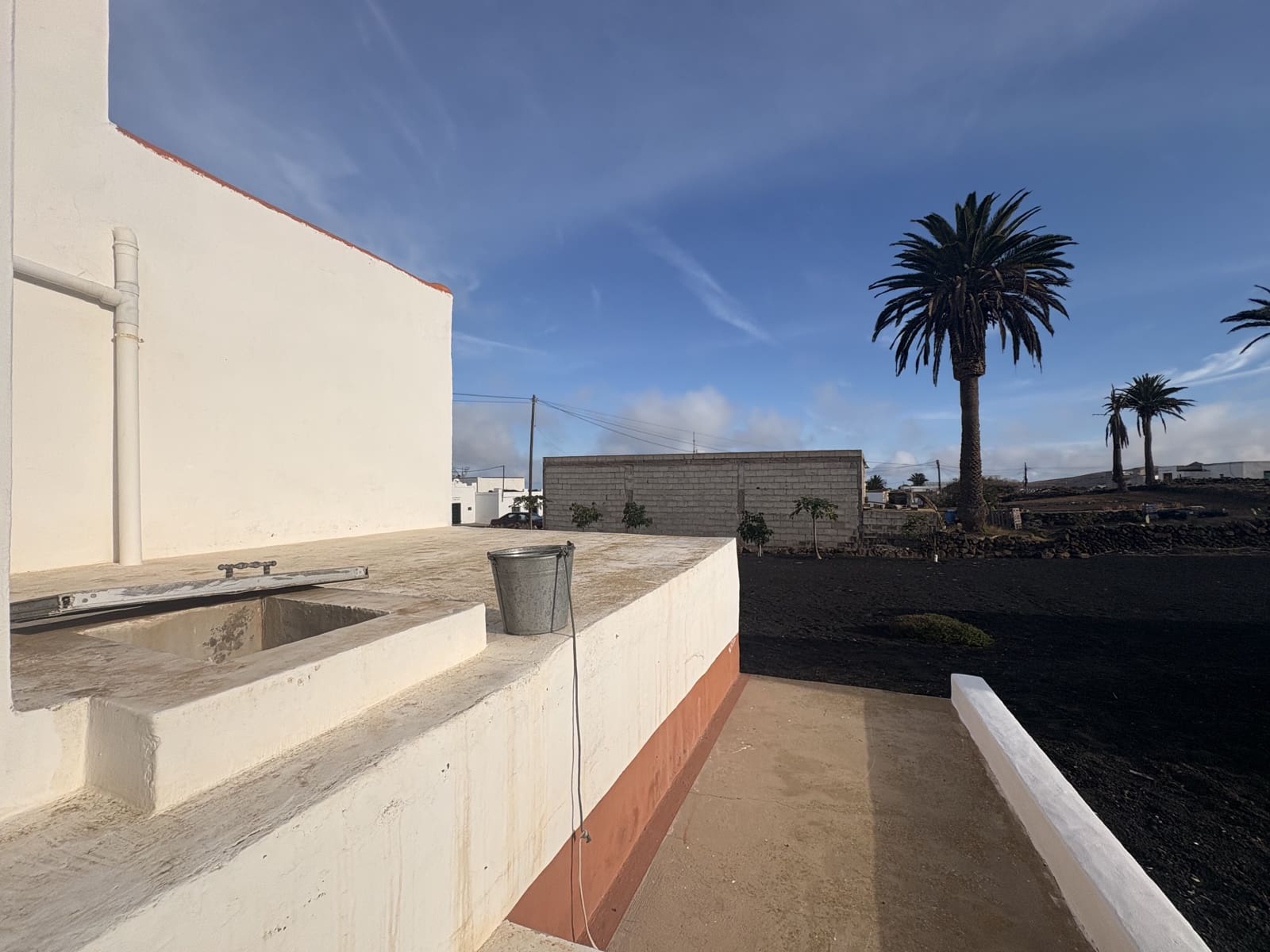 5 makuuhuone Omakotitalo myytävänä paikassa Tinajo mukana 
autotalli - 450 000 € (Ref: 9645425)