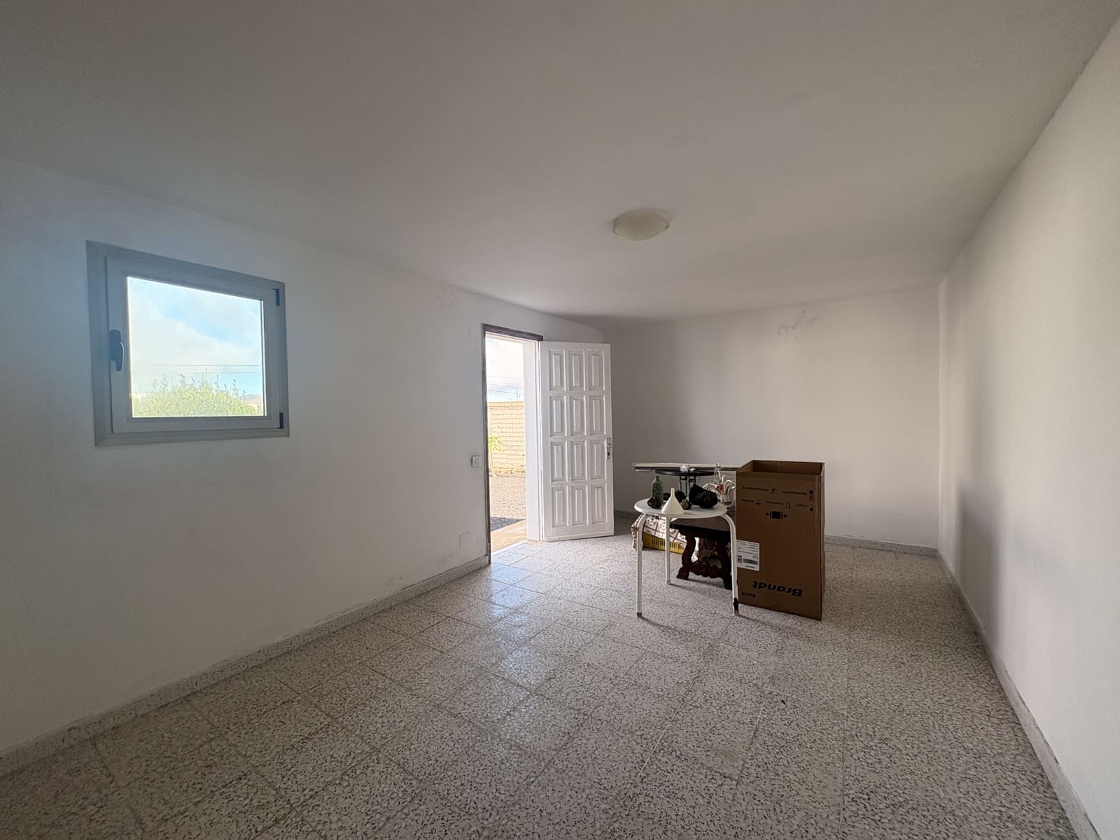 5 makuuhuone Omakotitalo myytävänä paikassa Tinajo mukana 
autotalli - 450 000 € (Ref: 9645425)